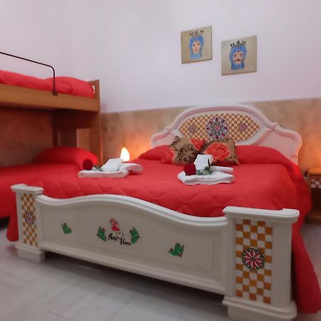 Mary Home - Casa Vacanza Таормина Номер фото